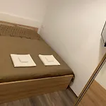 Vivi Residence